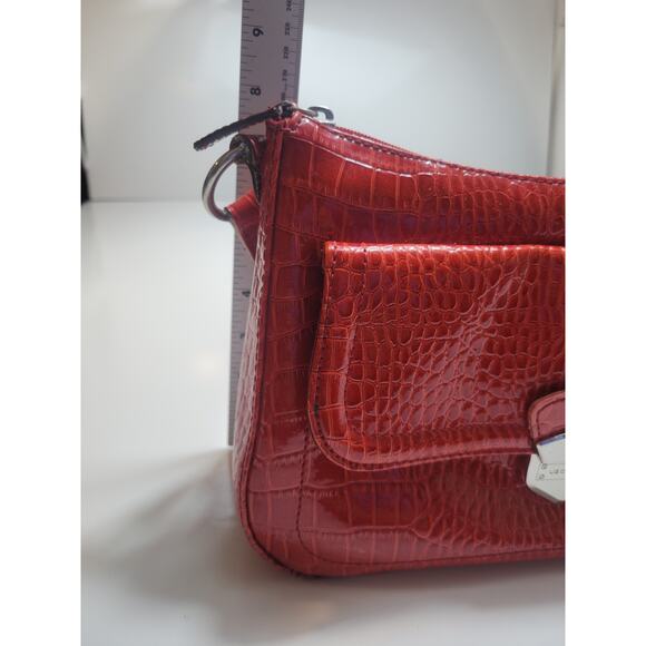 LIZ Claiborne Red Alligator Print Zip Snap Closure Small Outside Pocket - Picture 15 of 16